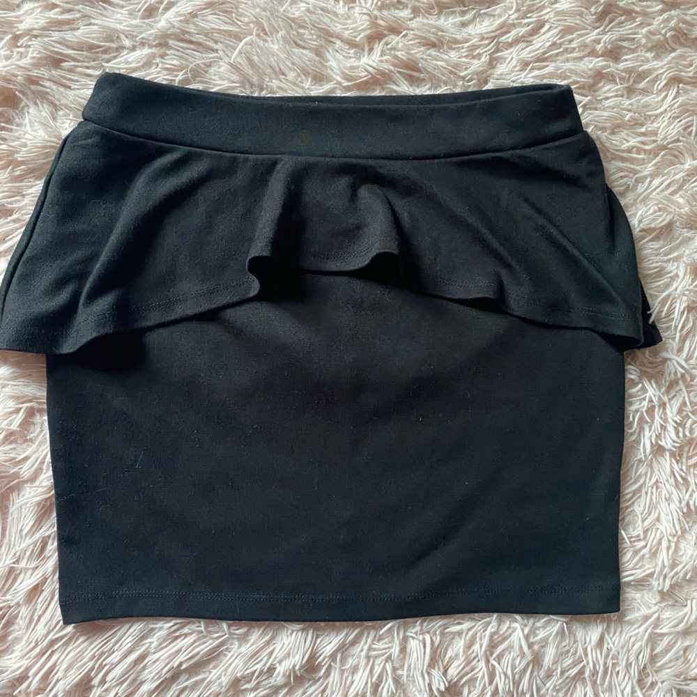 Black mini skirt